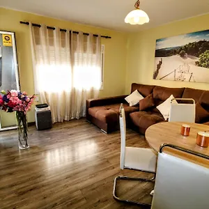 Moderno Apartamento Muy Cerca De Barcelona Apartamento